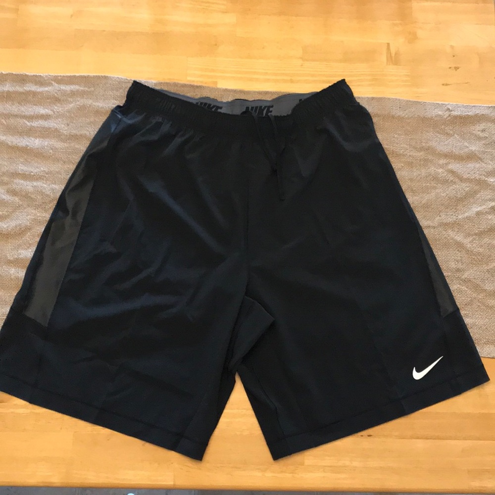 NWOT Men’s Nike Dri-Fit Shorts
